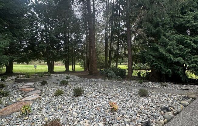 Semiahmoo Community - 8616 Blue Grouse Way, Blaine!