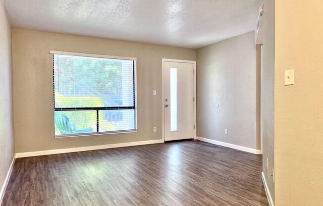 2 beds, 2 baths, 900 sqft, $1,495, Unit 110