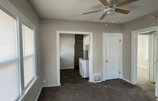 3 beds, 1 bath, $995