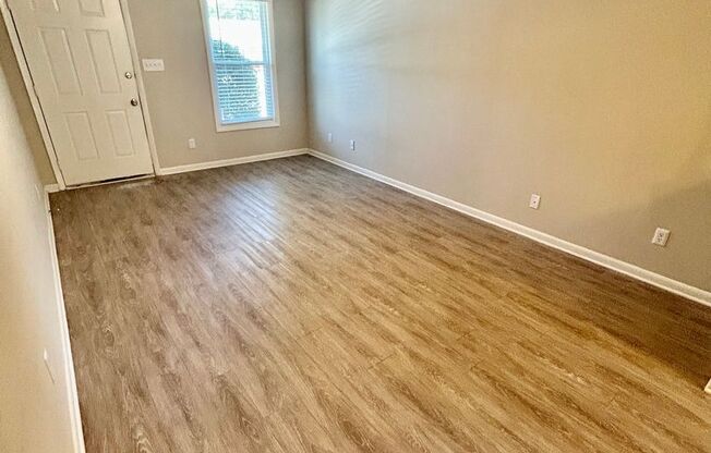 2 beds, 1.5 baths, 815 sqft, $999, Unit 4633