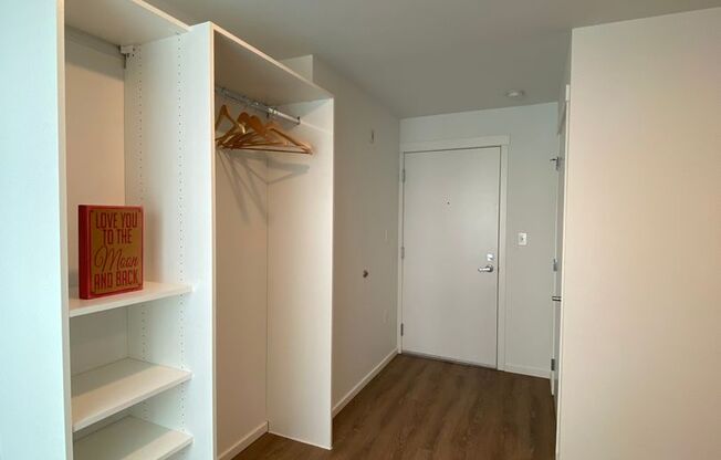 Studio, 1 bath, 175 sqft, $1,195, Unit 4315