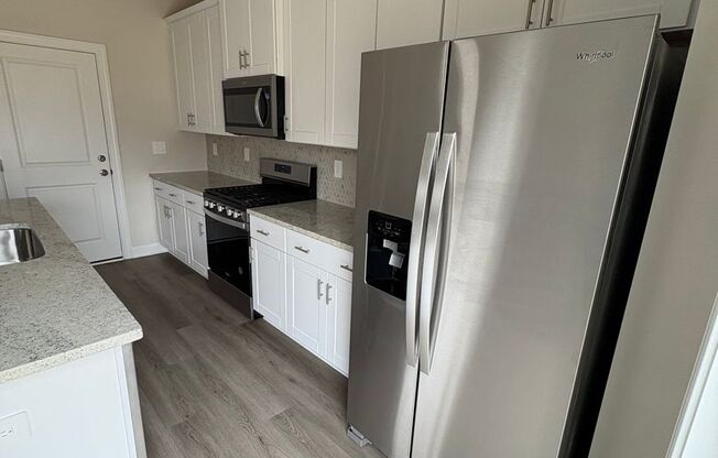 Beautiful New Home, Now For Rent.