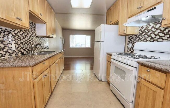 2310 KENWORTHY WAY