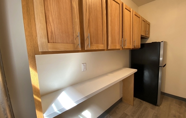 Studio, 1 bath, $2,100, Unit 17