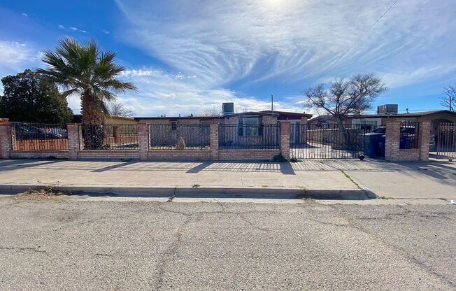 West El Paso 4 bed refrig A/C Home