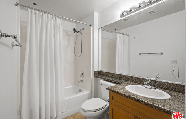 2 beds, 2 baths, 1,042 sqft, $3,100, Unit 115