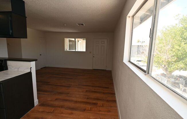 2 beds, 1 bath, $1,200