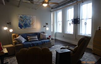 2008 3rd Ave N Unit 6-D