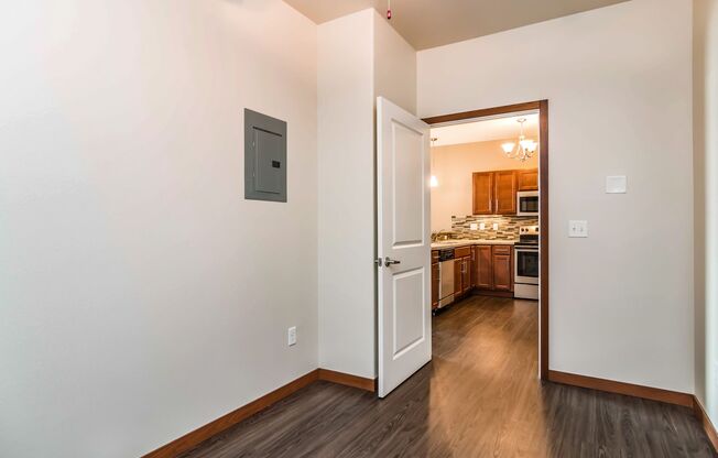 1 bed, 1 bath, 782 sqft, $1,150, Unit B214