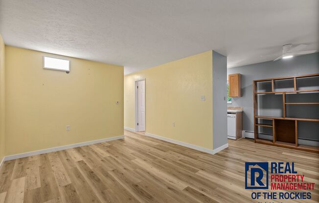 Charming 2 Bed, 1 Bath Condo in Prime Location!