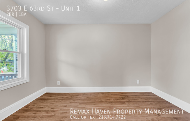 3703 E 63 ST