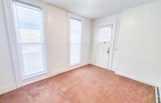 Studio, 1 bath, $600, Unit 1