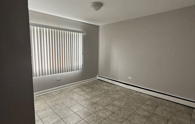 2 beds, 1 bath, 817 sqft, $1,500, Unit 3240 - 06