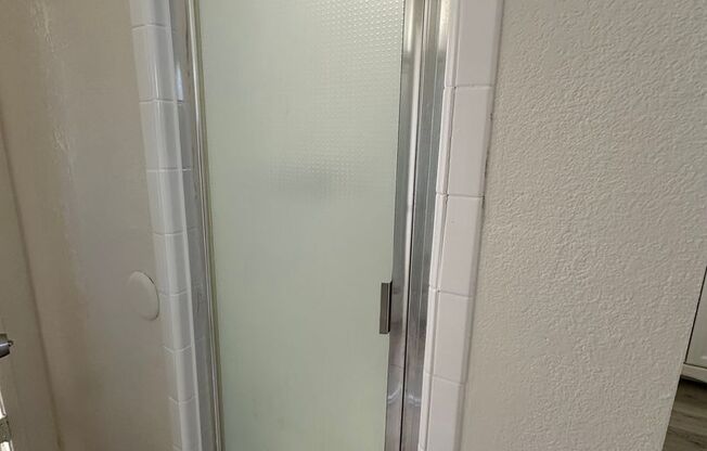 Studio, 1 bath, $1,380, Unit 36