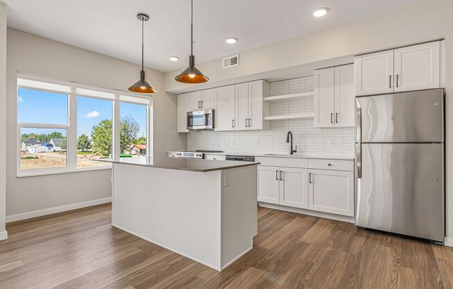 2 beds, 2 baths, 1,088 sqft, $1,825, Unit 1-301