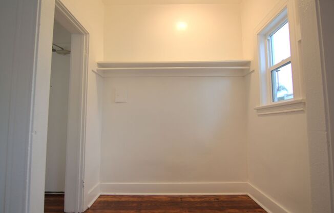 Studio, 1 bath, 450 sqft, $1,595, Unit Unit #101