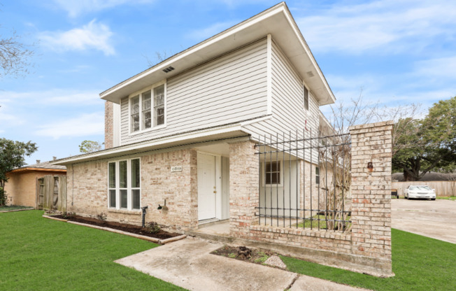 10814 SUGAR HL DR