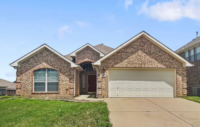 Crowley ISD Custom Home with New Flooring!