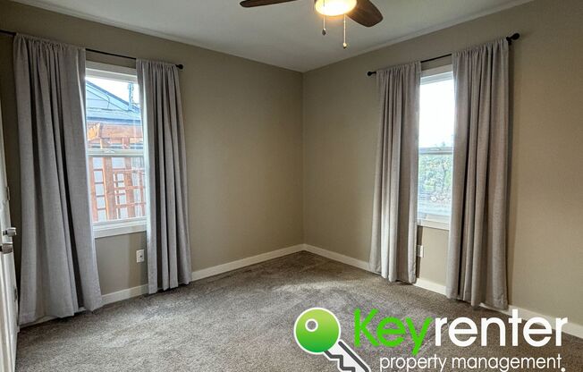 2 beds, 1 bath, $2,700