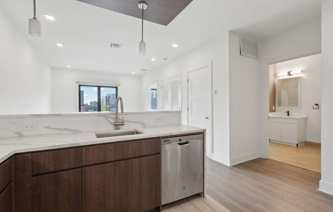 2 beds, 1 bath, 1,040 sqft, $2,750, Unit 304