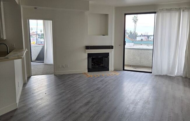 1 bed, 1 bath, 728 sqft, $2,046, Unit 209