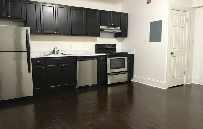 Studio, 1 bath, 1,200 sqft, $1,200, Unit 1038-3B