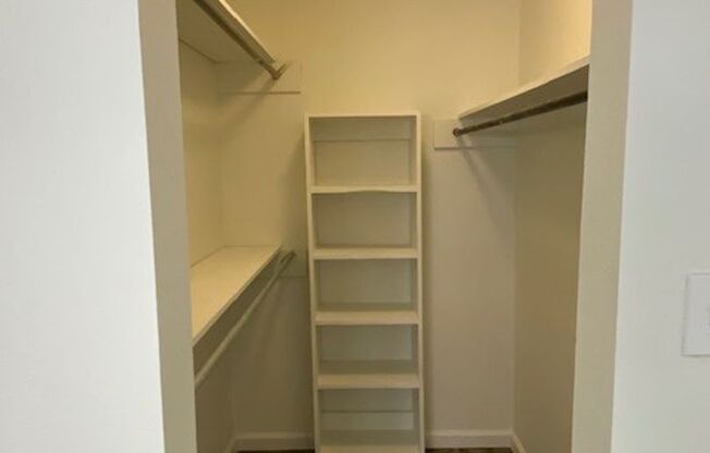 1 bed, 1 bath, 523 sqft, $1,199, Unit 126