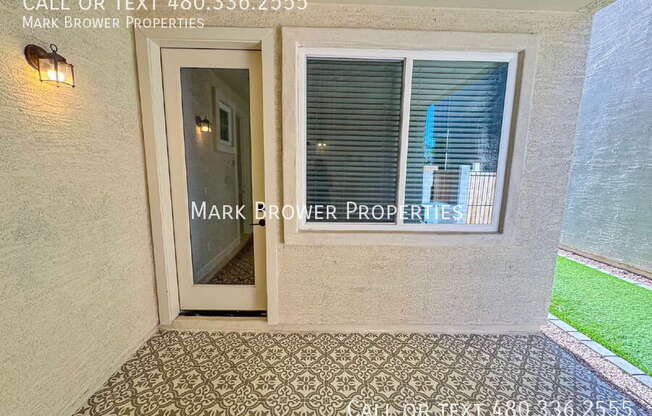 1182 S SUNSET DR