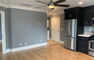 1 bed, 1 bath, $2,195, Unit Unit 3