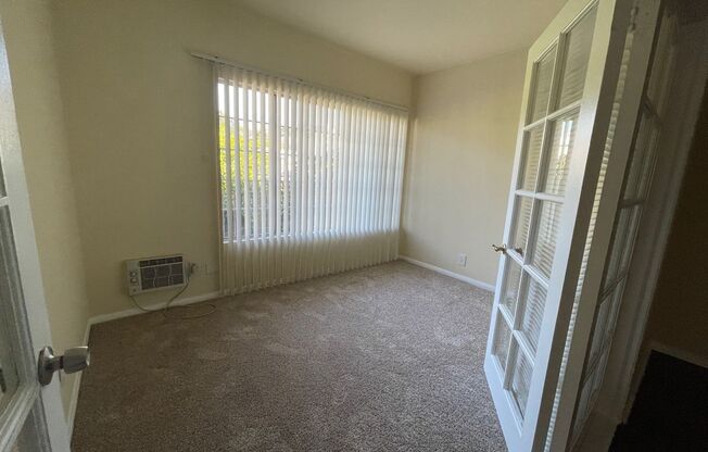 2 beds, 1 bath, 700 sqft, $2,200, Unit 304