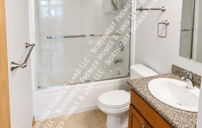 114 NW 3 PL