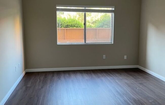 1 bed, 1 bath, 754 sqft, $2,595, Unit Warner #216