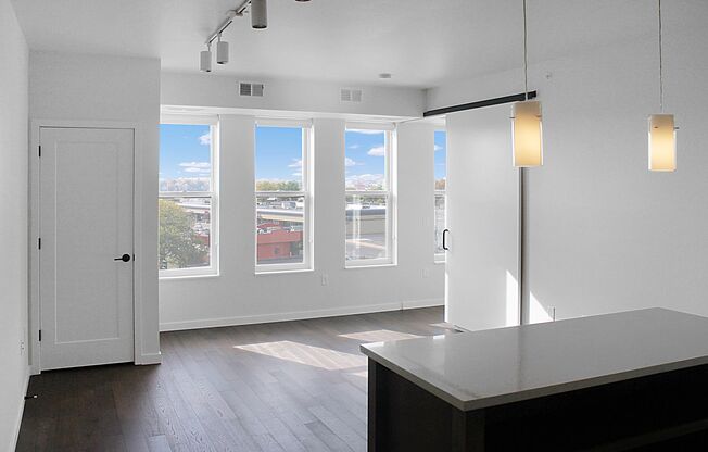 1 bed, 1 bath, 754 sqft, $1,795, Unit 409