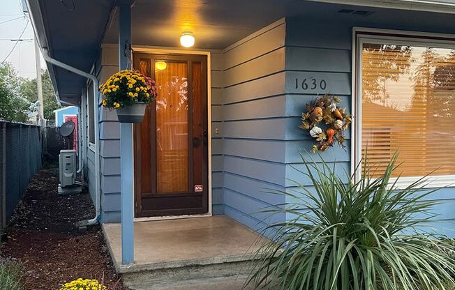 Beautiful 3 Bed, 2 Bath Single-Family Home with a Carport and a Bonus Room!