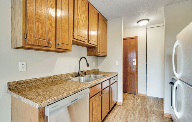 1 bed, 1 bath, 610 sqft, $1,315, Unit 257-303