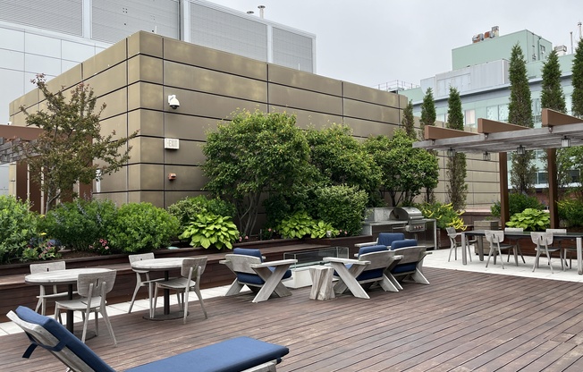 1 bed, 1 bath, $3,500, Unit 4L