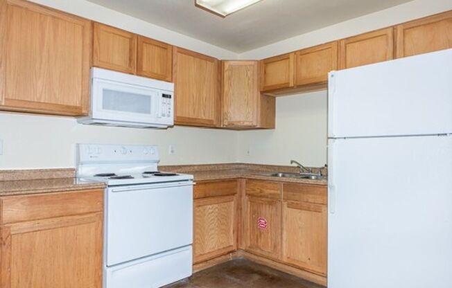 1 bed, 1 bath, 580 sqft, $825, Unit B2-1