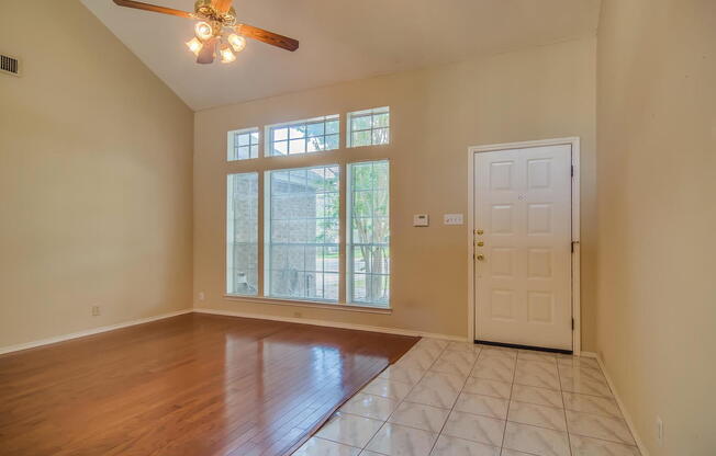 Wonderful 4BR/2.5 Bath in Encino Park -- Downstairs Primary Bedroom!