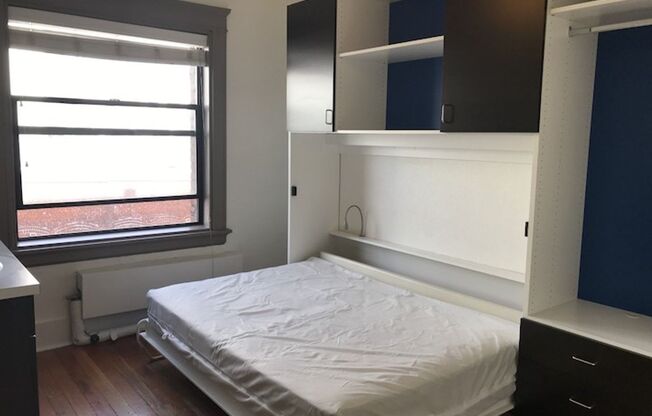 Studio, 1 bath, 125 sqft, $845