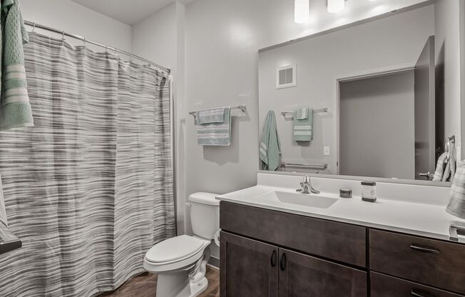 3 beds, 2 baths, 1,137 sqft, $2,520, Unit 314