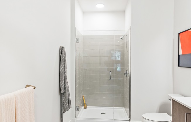78-modera-Glass-enclosed showers with tile surrounds-apartments-framingam-massachusetts-LoRes