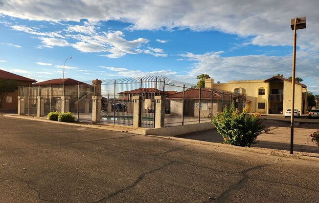 2 beds, 1 bath, 800 sqft, $1,095, Unit 239