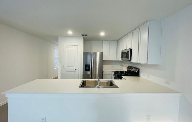 5225 Morgan Crst, San Antonio, TX 78253