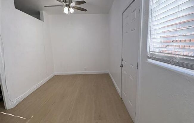 1033 Hoffman Ave in Long Beach