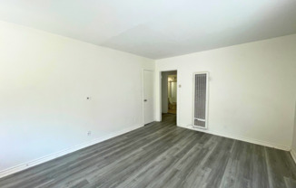 1 bed, 1 bath, 600 sqft, $1,795