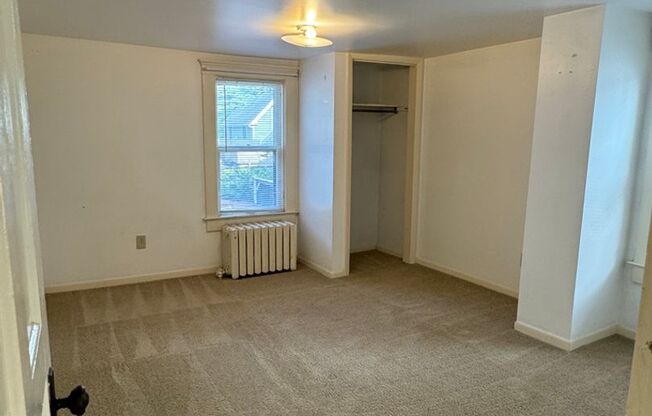 3 beds, 1 bath, $3,750