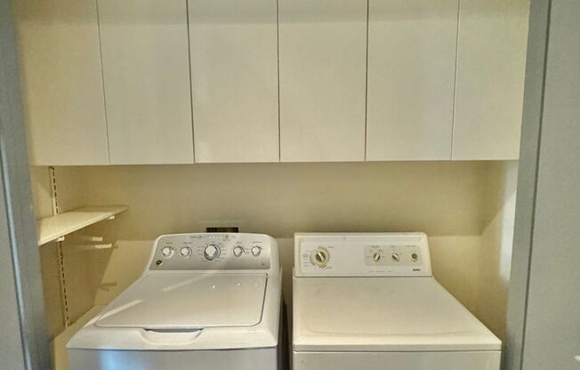 2 beds, 2 baths, 1,455 sqft, $4,000, Unit 1103