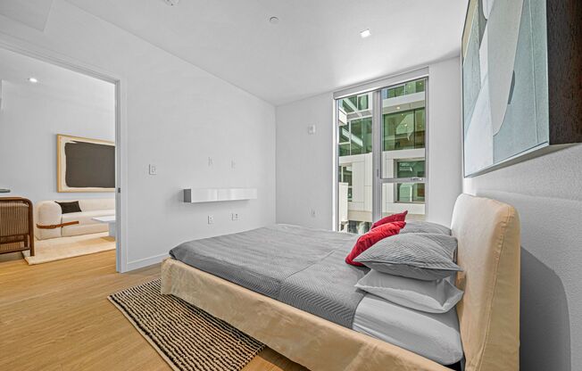 1 bed, 1 bath, 569 sqft, $4,150, Unit 410