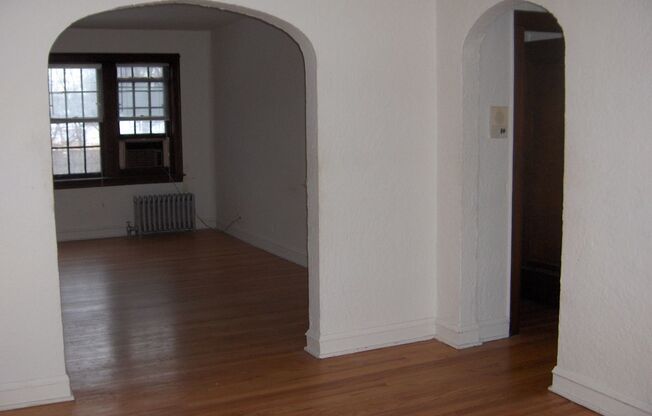 297 - *1317-21 Washington Building*