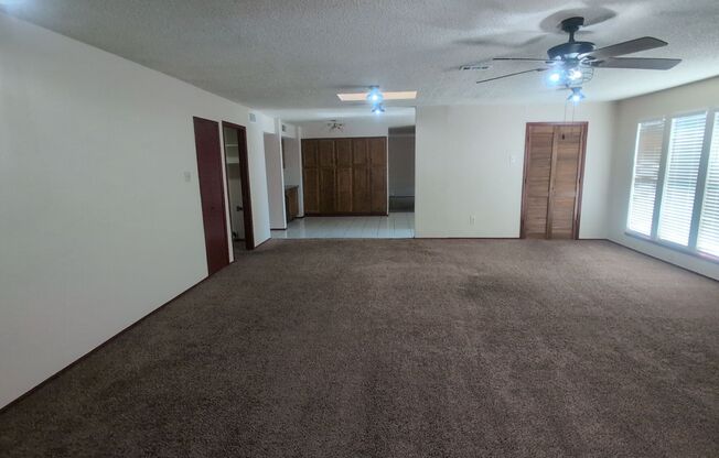 3705 Fort Hunt